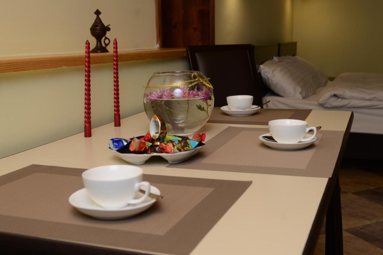 Salomes Apartment Tuti Borjomi Luaran gambar