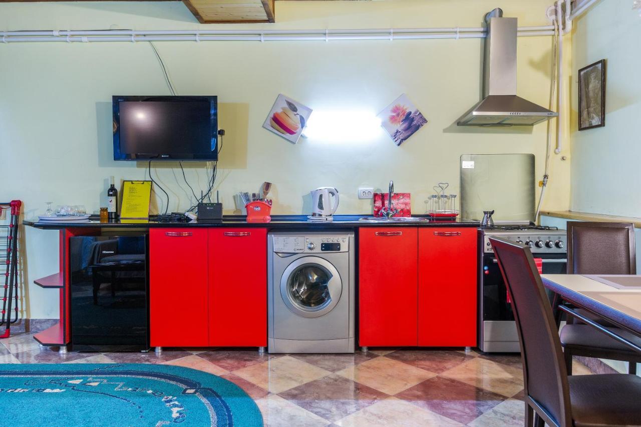 Salomes Apartment Tuti Borjomi Luaran gambar