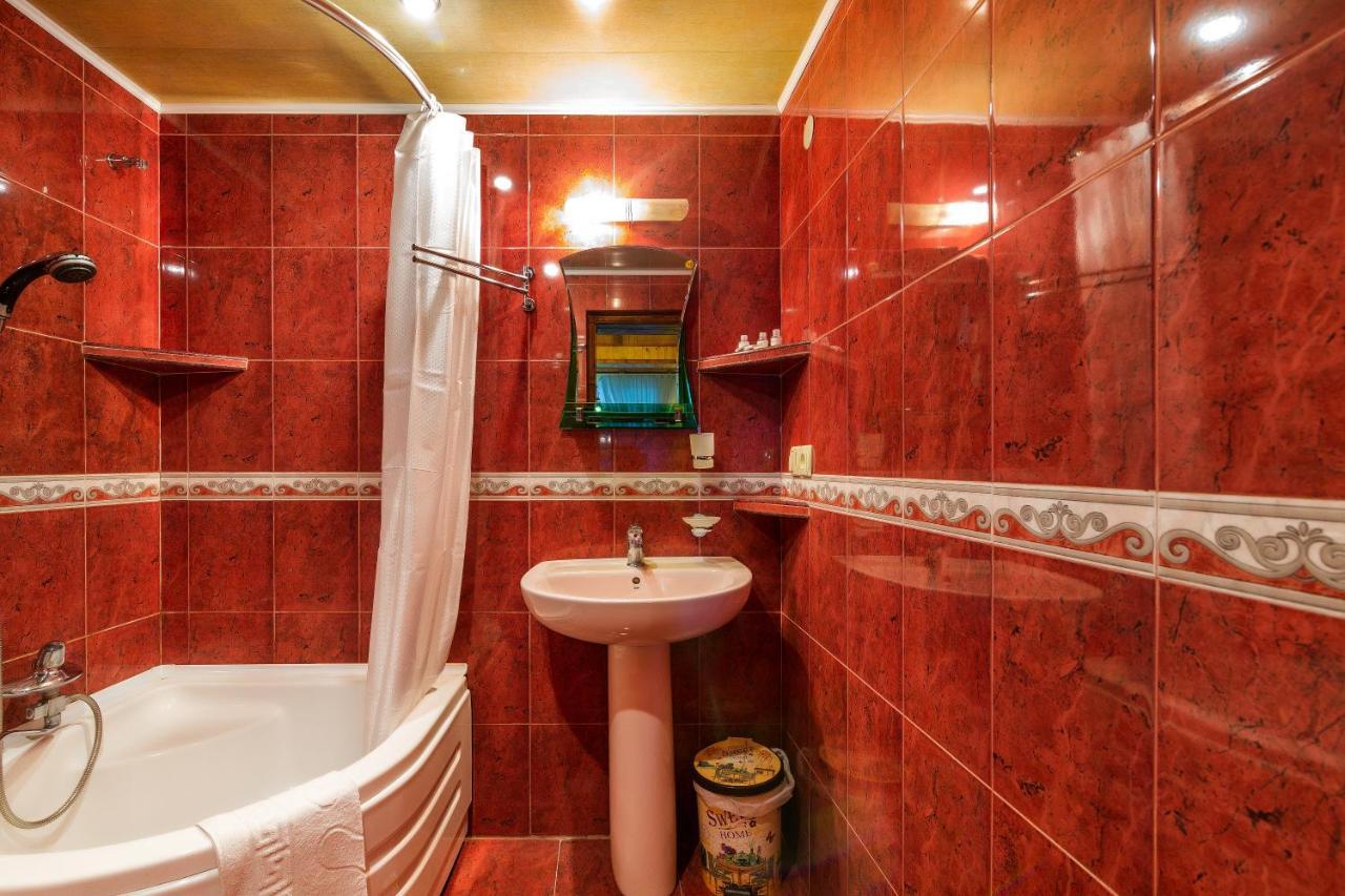 Salomes Apartment Tuti Borjomi Luaran gambar
