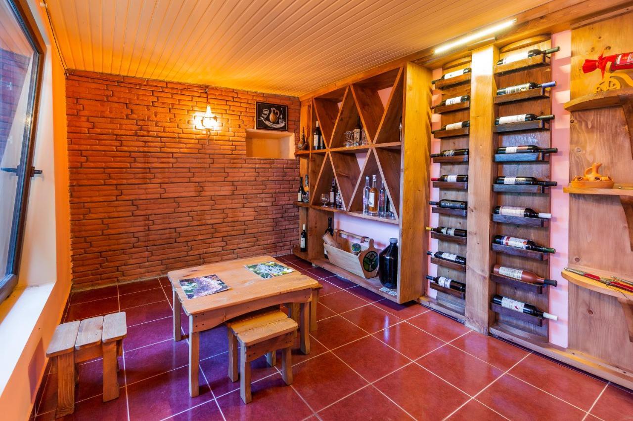 Salomes Apartment Tuti Borjomi Luaran gambar
